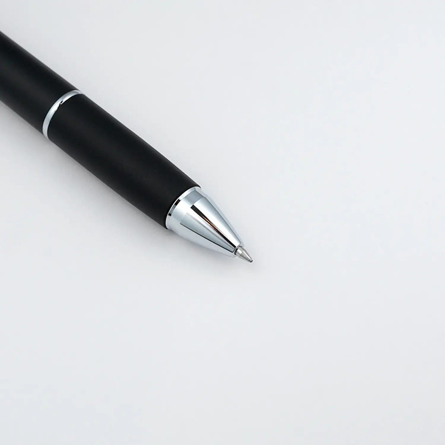 Uni Jetstream 4+1 Ballpoint Pen 0.7 mm Detail Tip