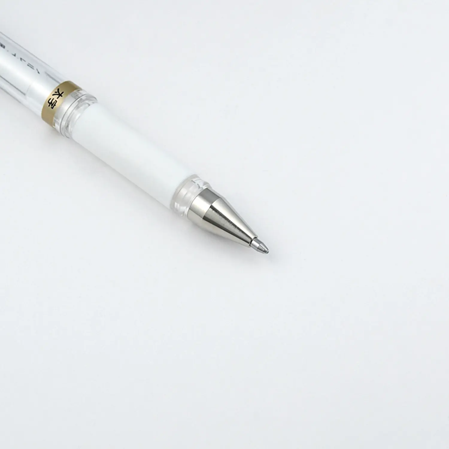 Uni-Ball Signo Gel Pen White 1.0 mm