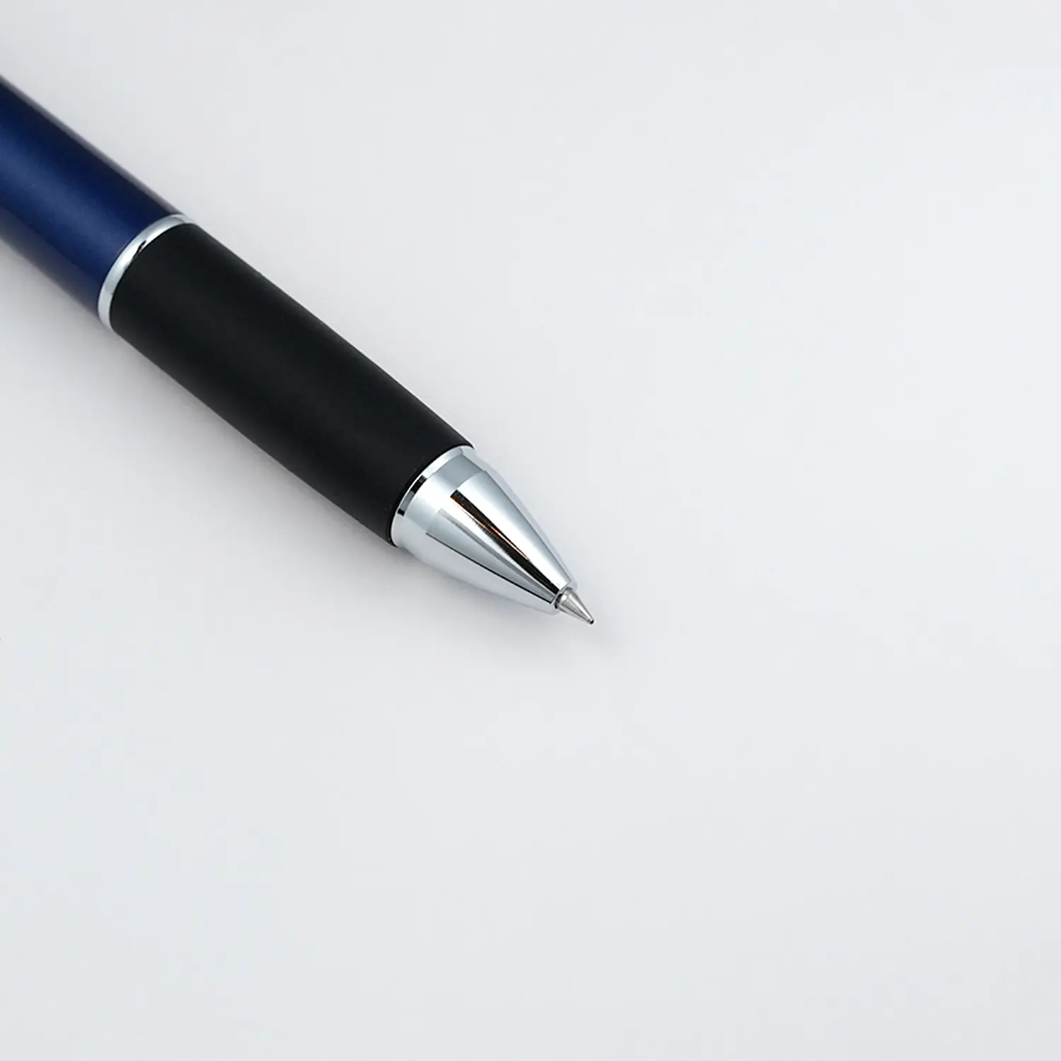 Uni Jetstream 4+1 Ballpoint Pen 0.5 mm Detail Tip