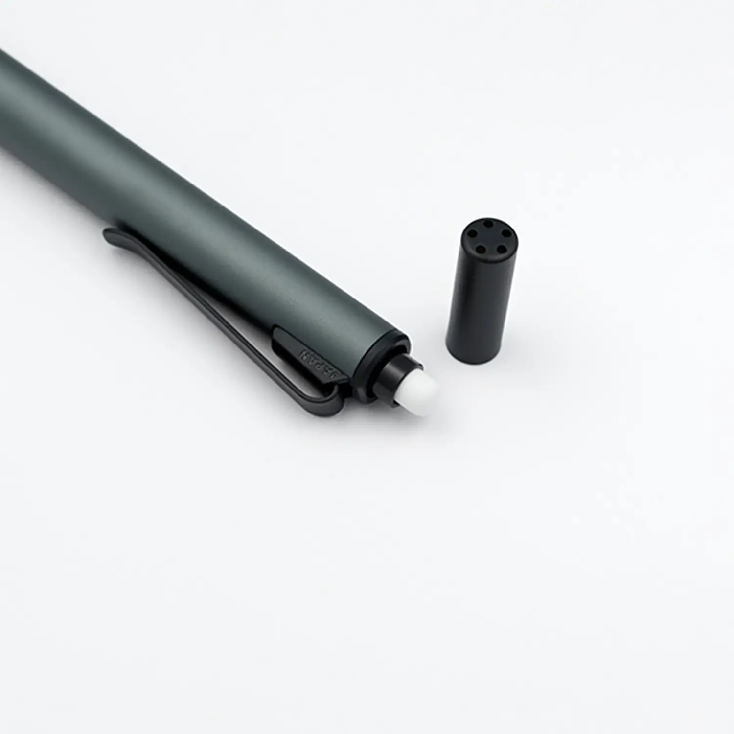 Uni Kuru Toga Metal Druckbleistift 0,5 mm