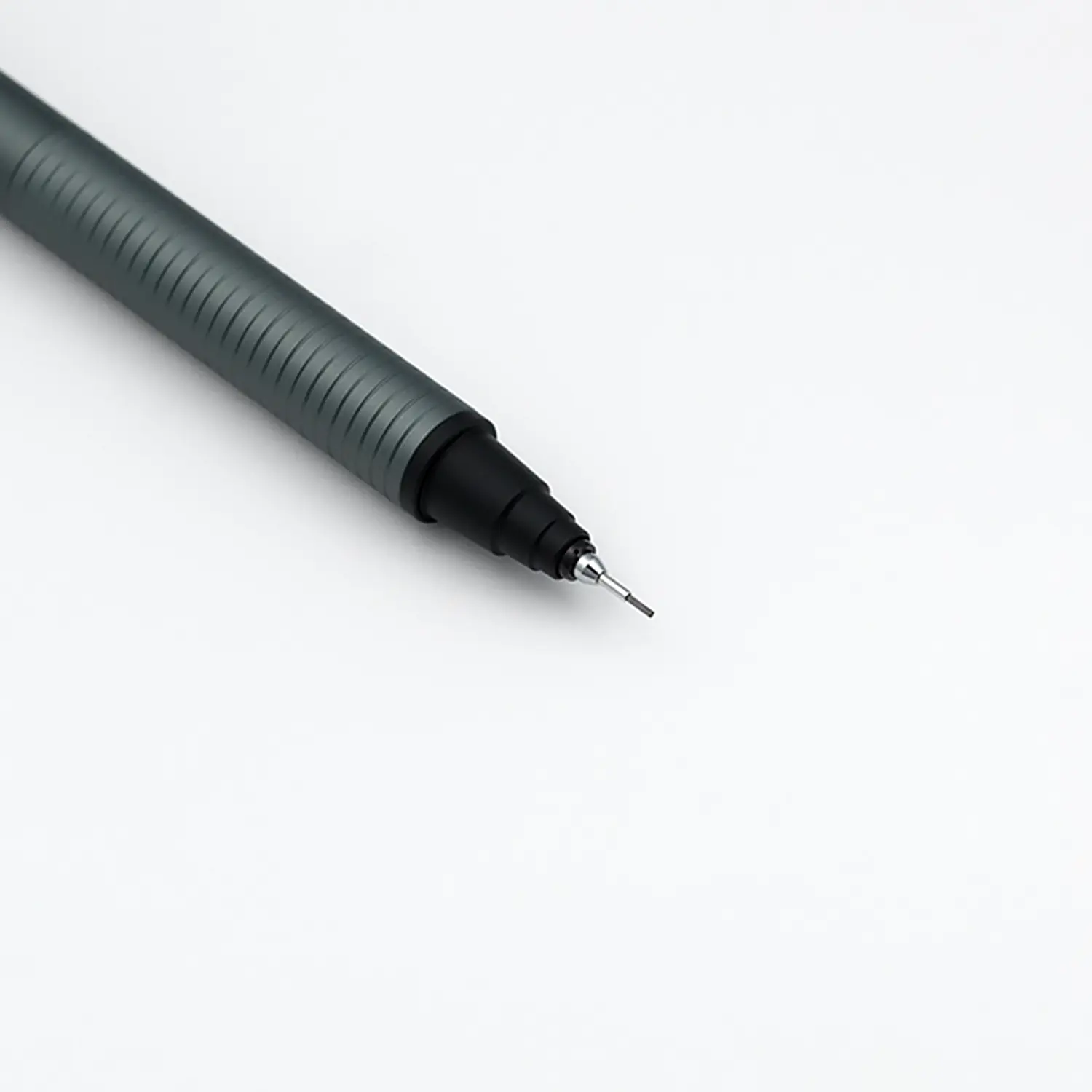 Uni Kuru Toga Metal Druckbleistift 0,5 mm