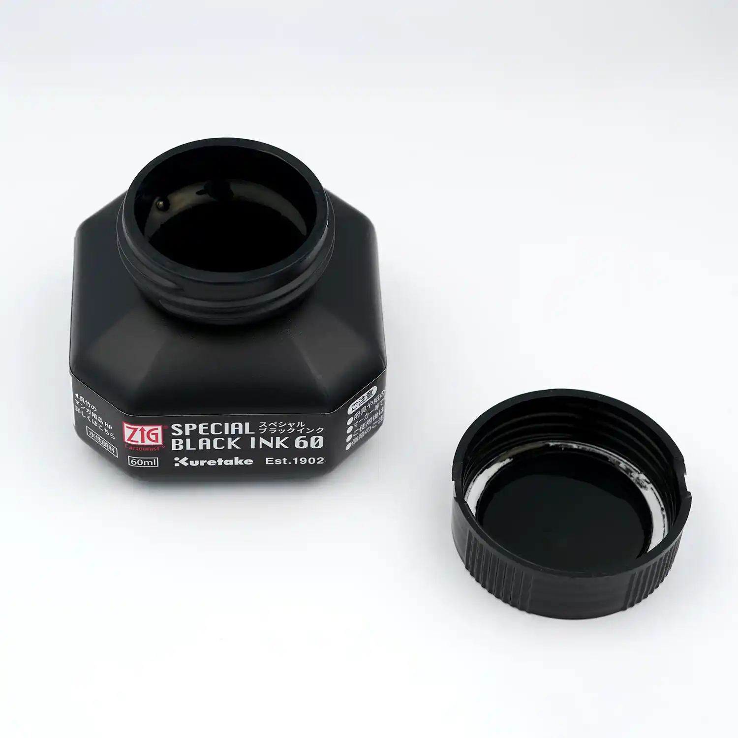 Kuretake ZIG Cartoonist Drawing Ink Black